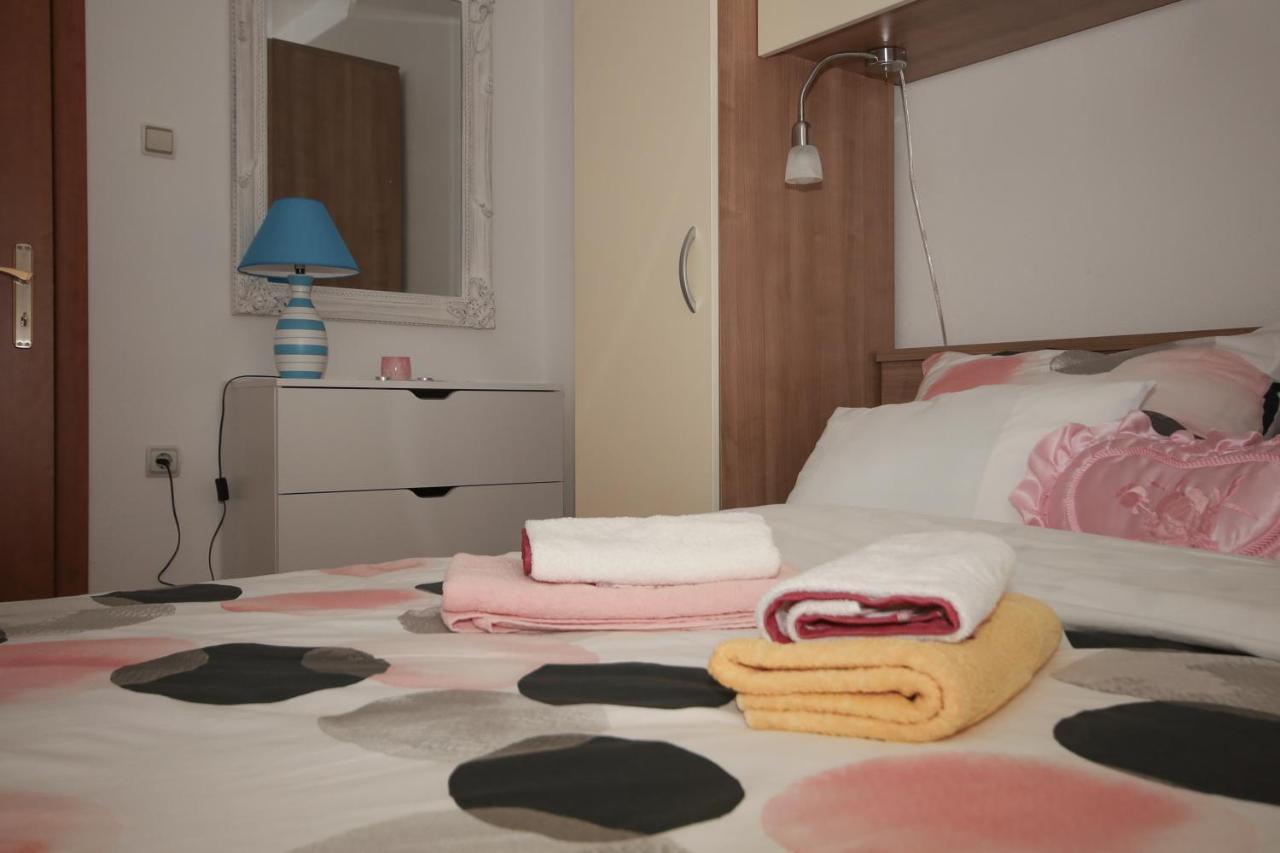 Apartman Lucija & Luka Otocac Ngoại thất bức ảnh