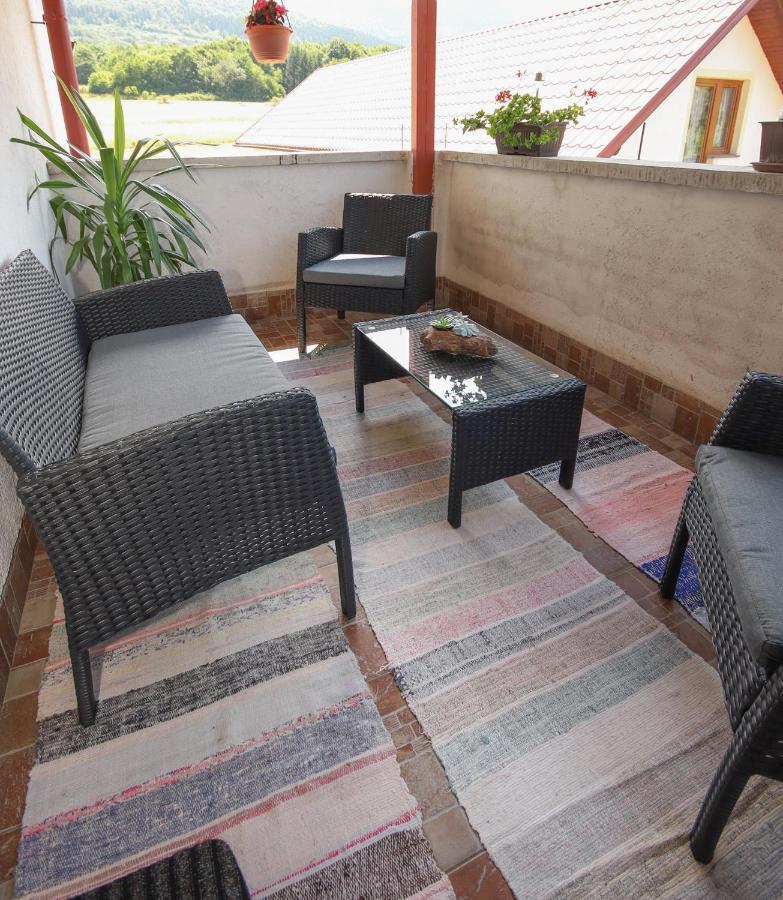 Apartman Lucija & Luka Otocac Ngoại thất bức ảnh